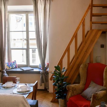 Old Town Folk Apartment Varsovie Extérieur photo